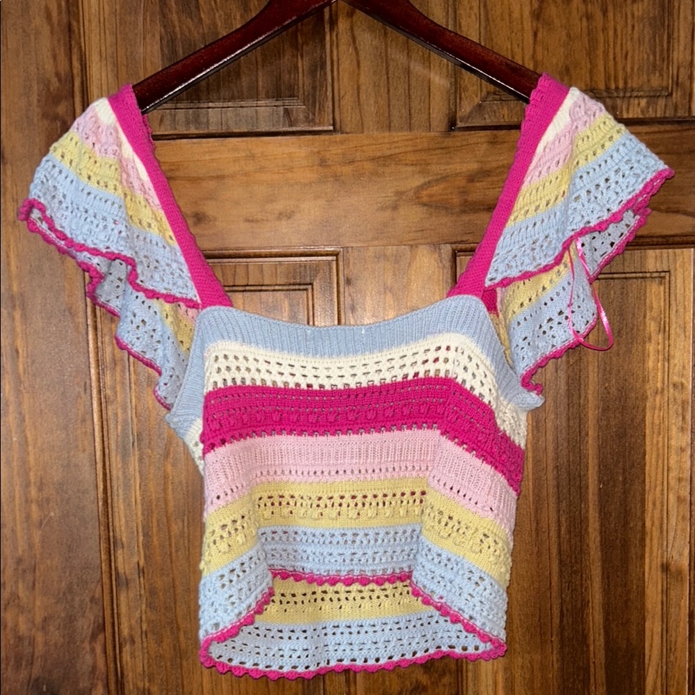 Pink and Yellow Flutter Sleeve Crop Blouse - Picture 2 of 2